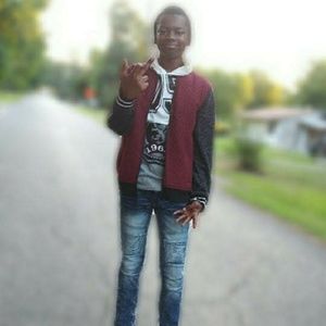 Meet your Posher, Cecil